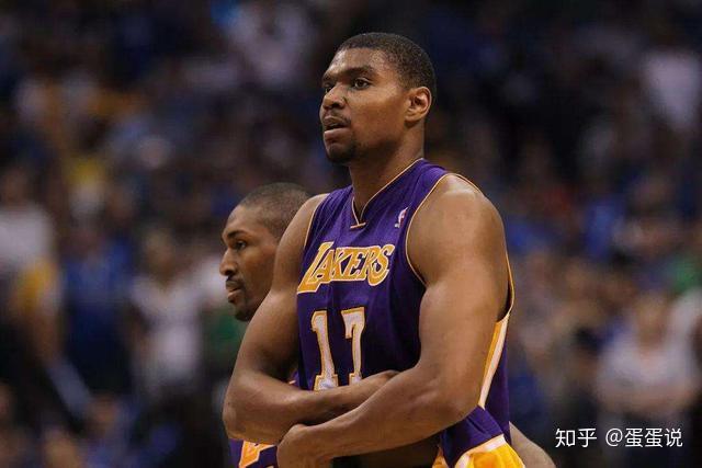 谁最像年轻时的你？ 梅西：只选一人肯定是亚马尔